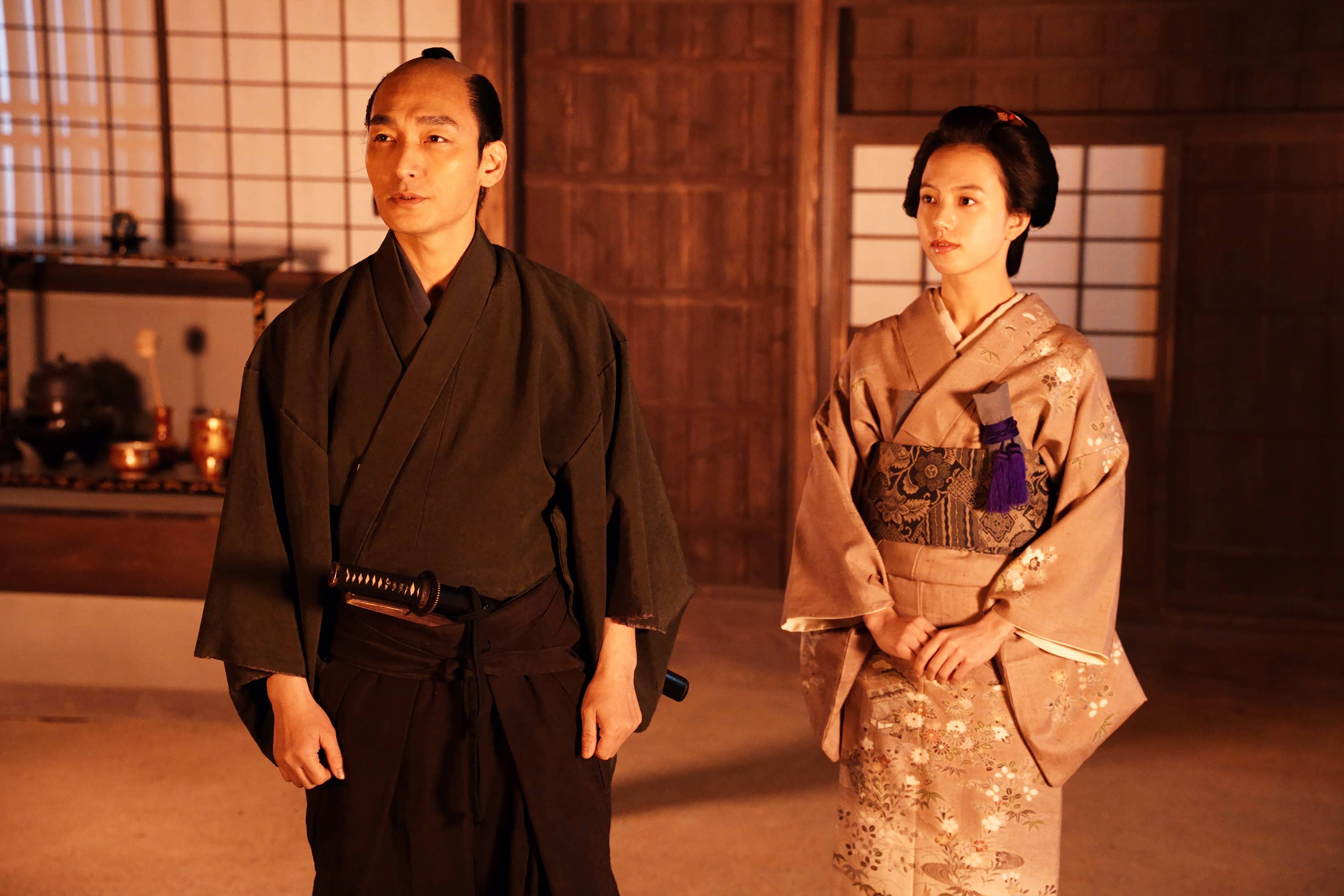 ポスト・高倉健？】『碁盤斬り』草彅剛がダース・ベイダーのよう